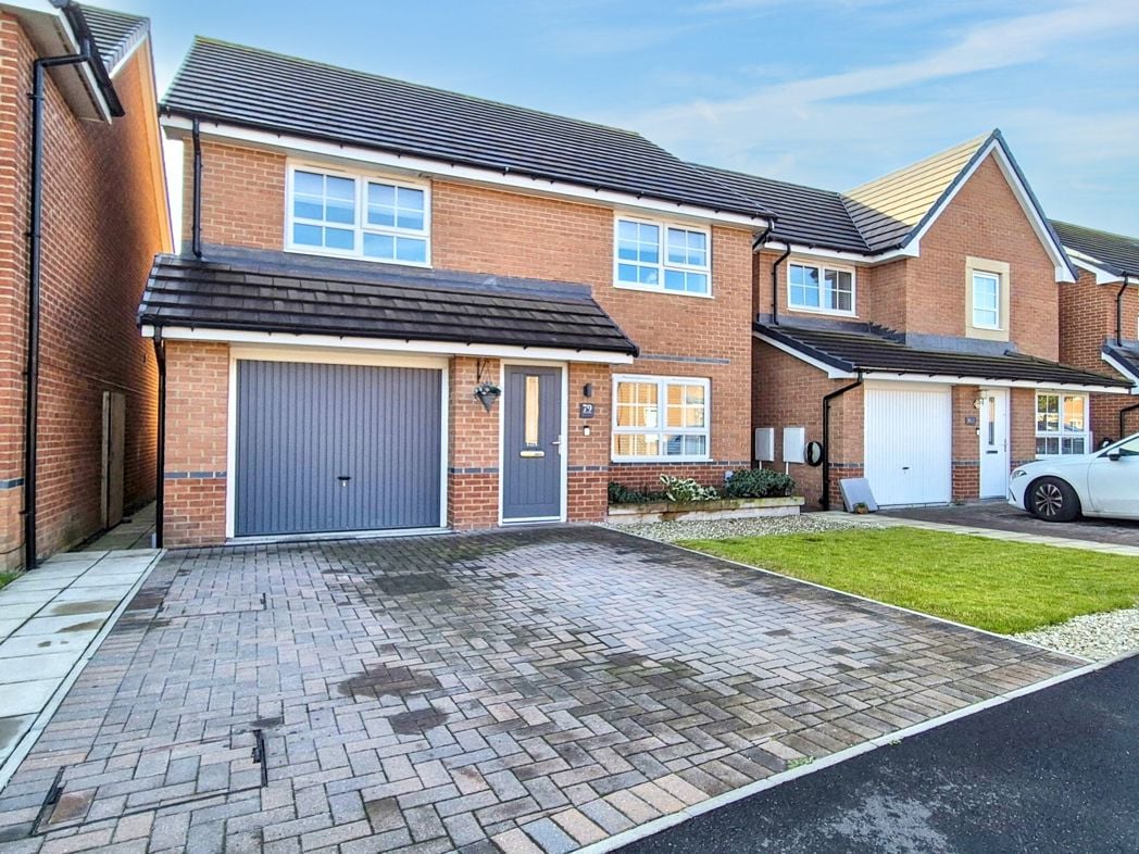 Property image 1 of 32