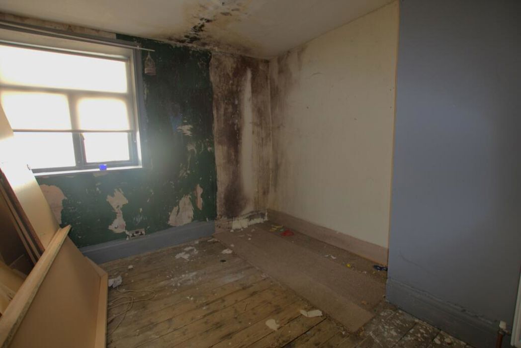 Property image 7 of 9