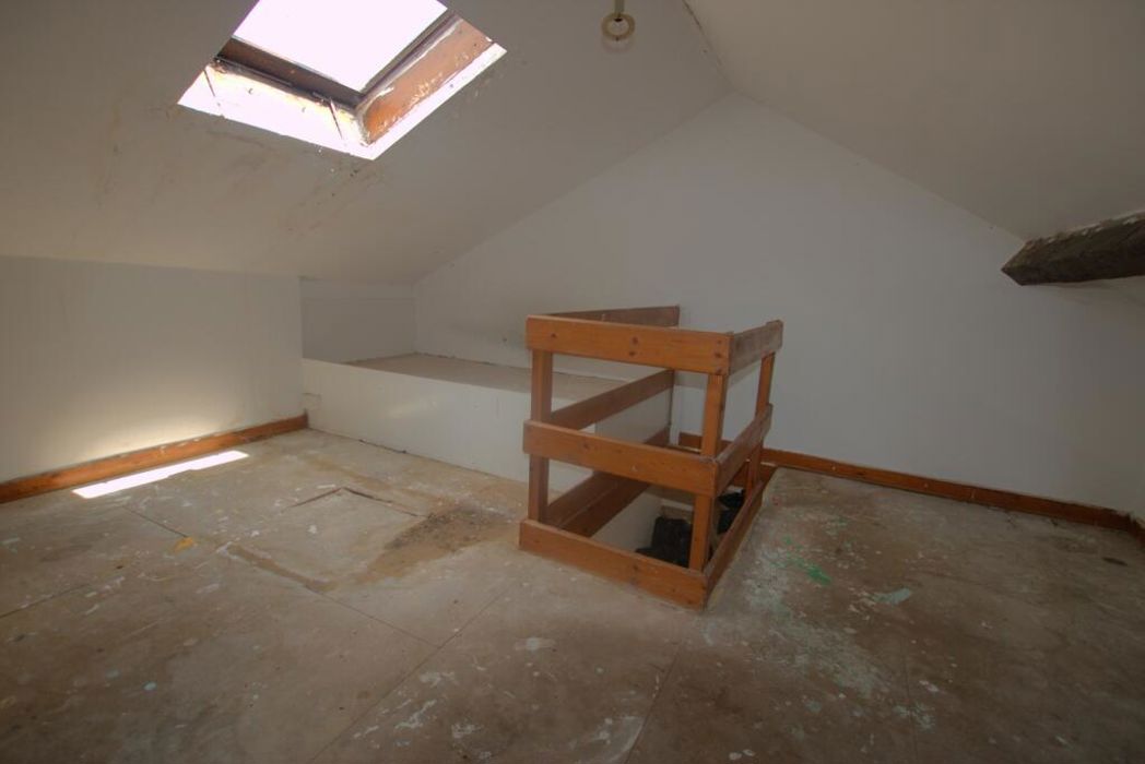 Property image 9 of 9
