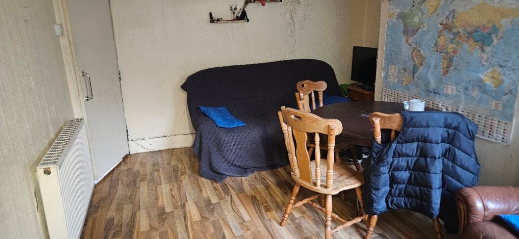 Property image 3 of 25