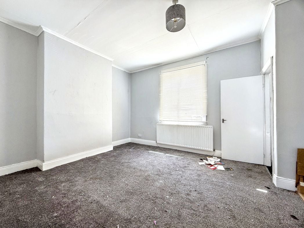 Property image 4 of 11