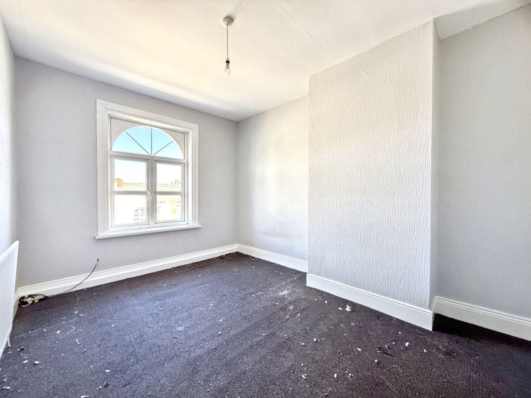 Property image 7 of 11