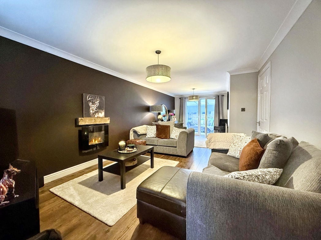Property image 5 of 29