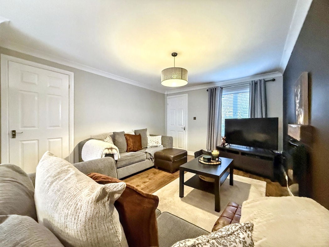 Property image 6 of 29