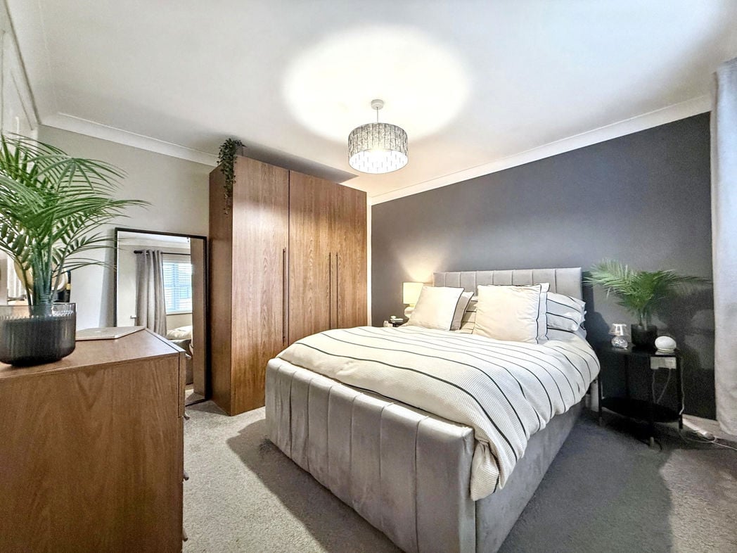 Property image 17 of 29
