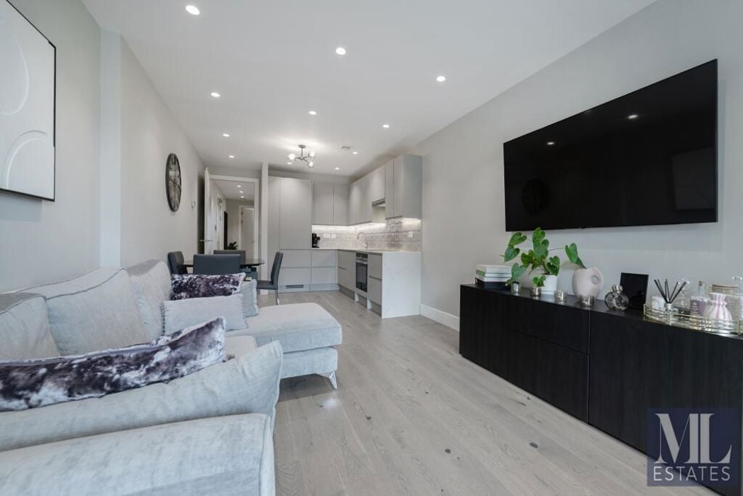 Property image 6 of 13