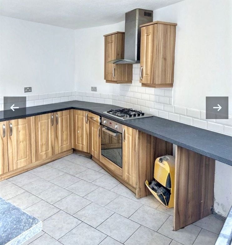 Property image 4 of 8