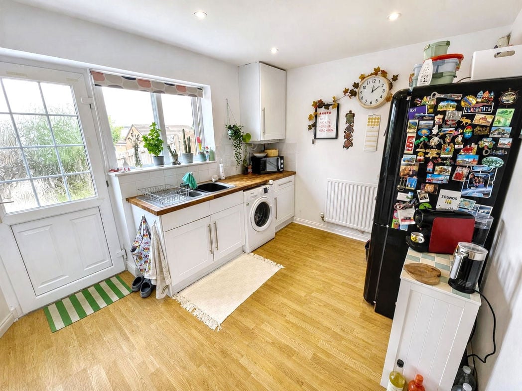 Property image 4 of 14