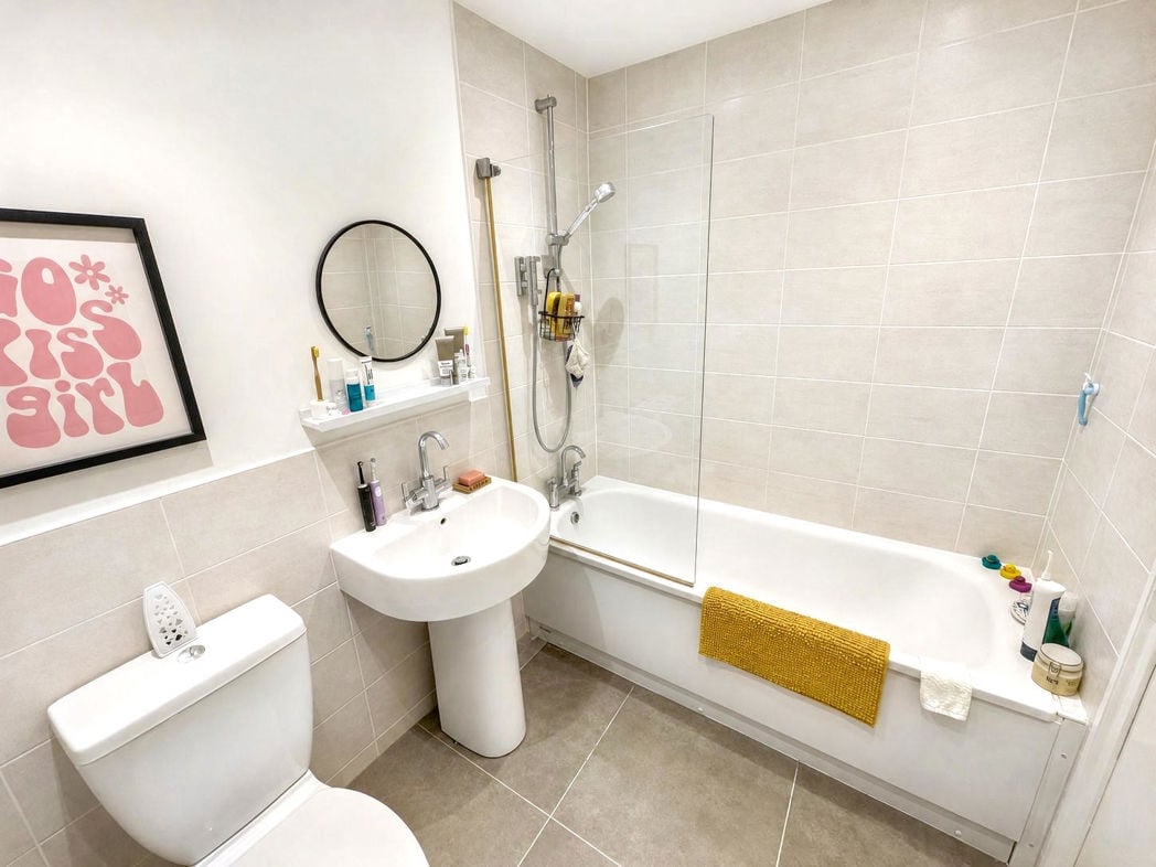 Property image 8 of 14
