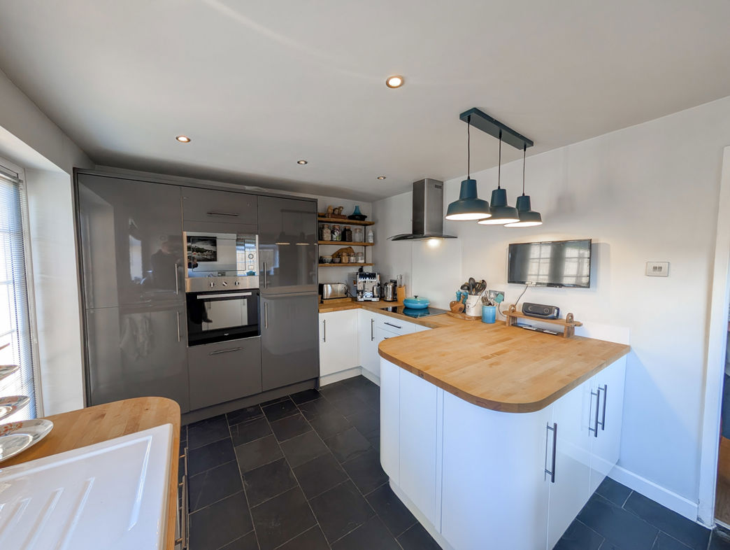 Property image 6 of 15