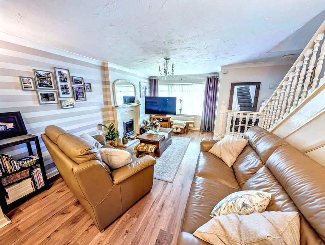 Property image 4 of 15