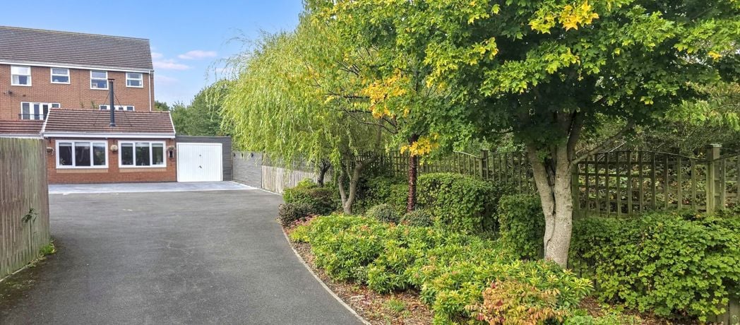 Property image 27 of 32