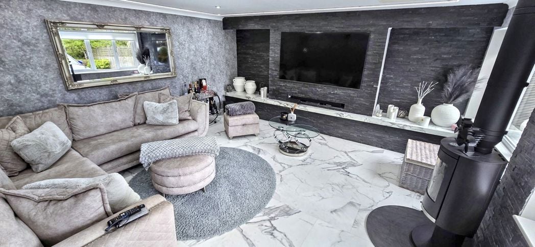 Property image 4 of 32