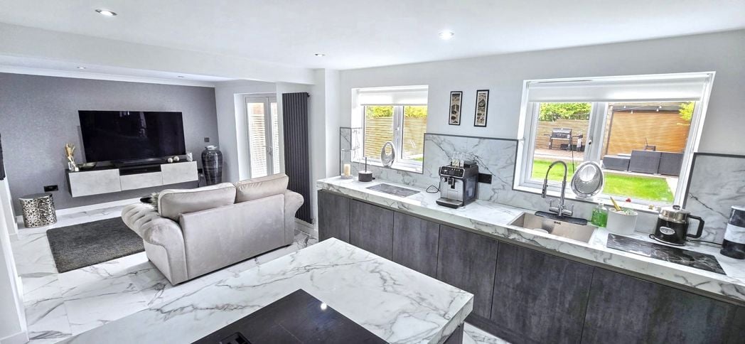 Property image 5 of 32