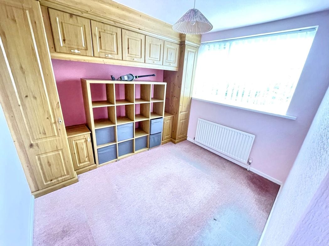Property image 10 of 16