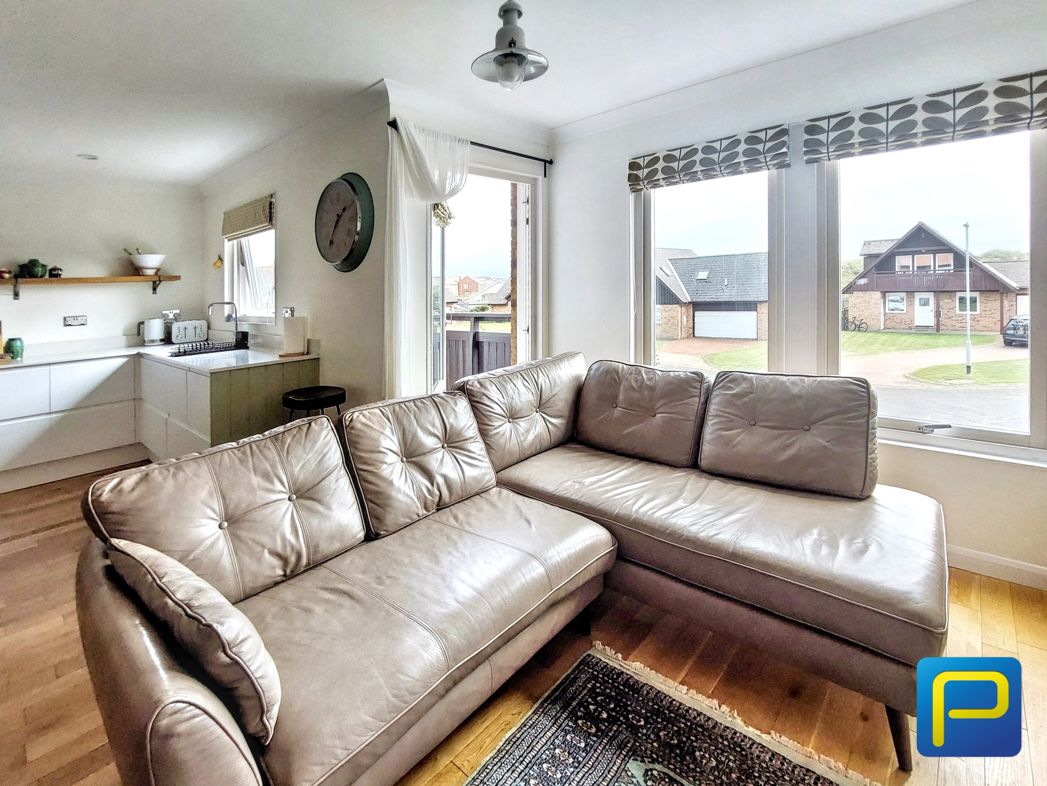 Property image 10 of 25
