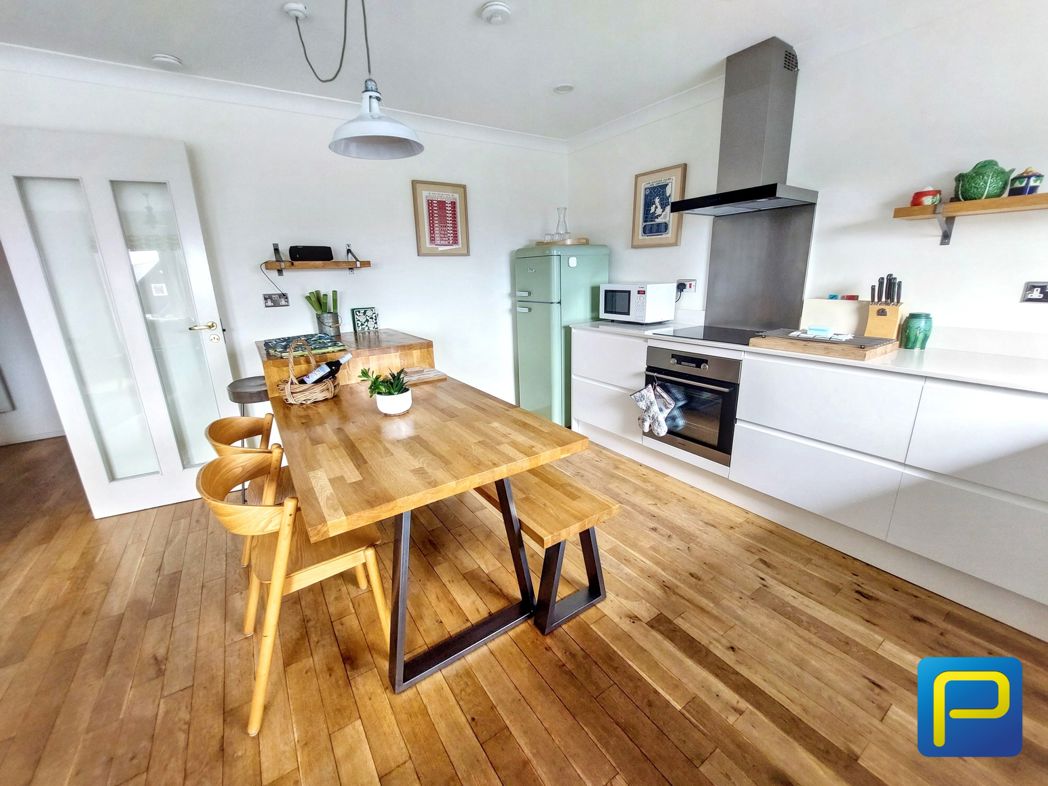 Property image 17 of 25