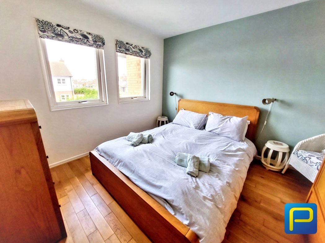Property image 19 of 25
