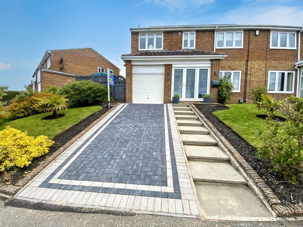 Property image 1 of 17