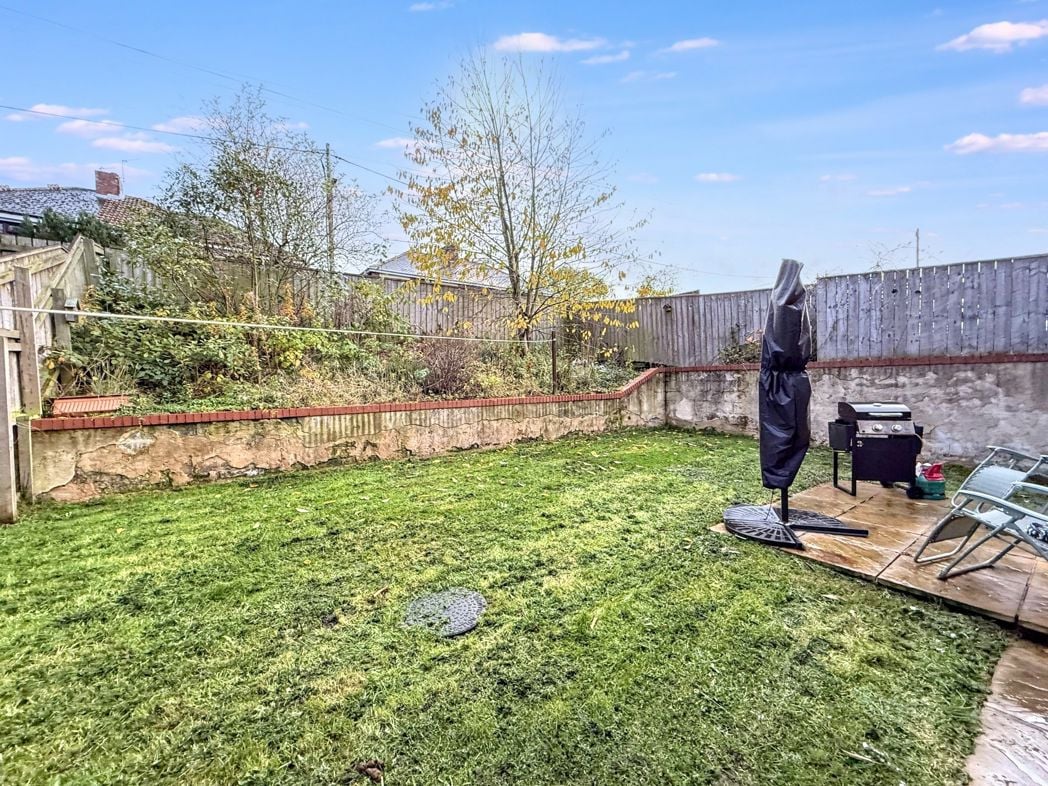 Property image 25 of 27