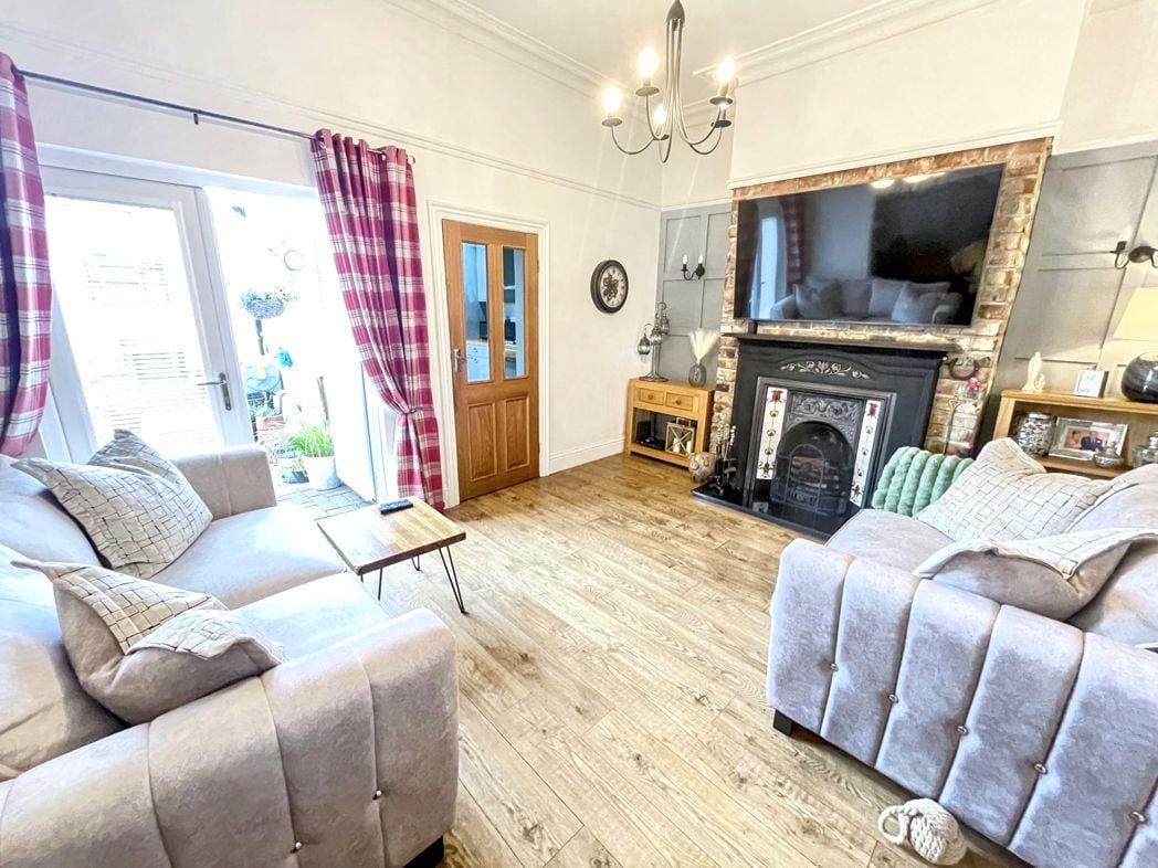 Property image 3 of 11