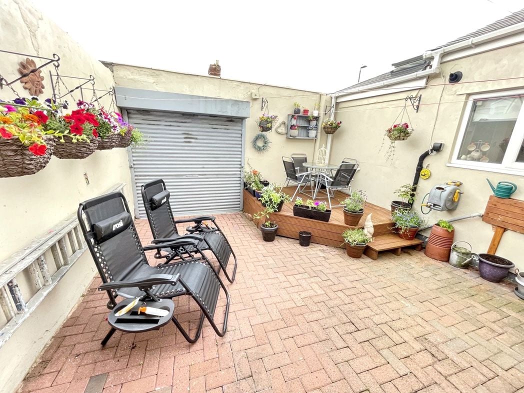 Property image 11 of 11