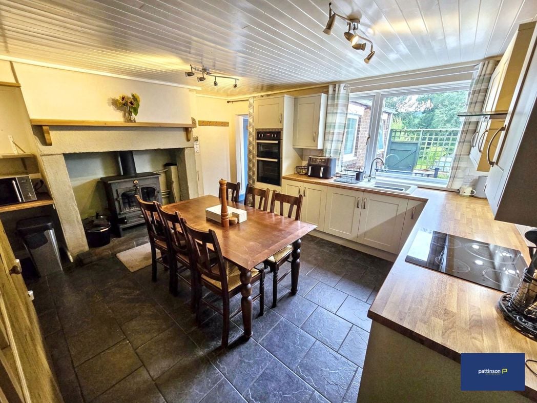 Property image 4 of 17
