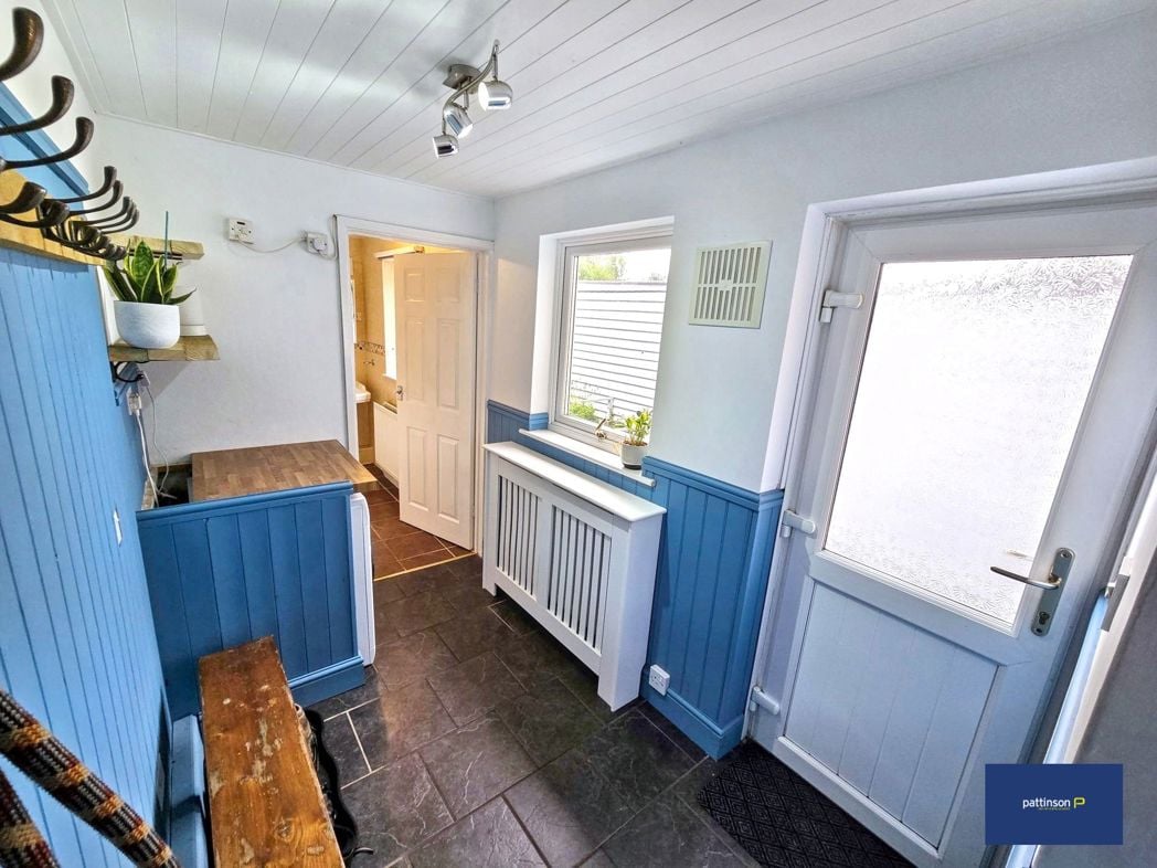 Property image 6 of 17