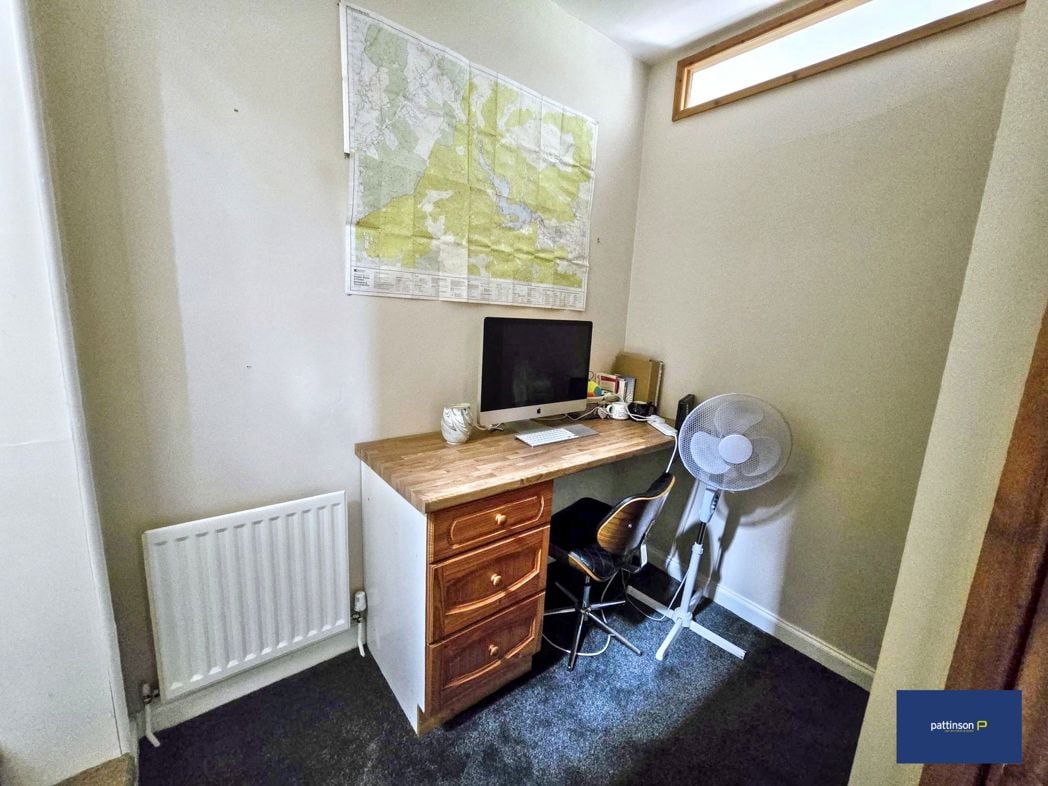 Property image 10 of 17