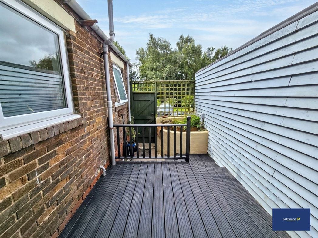 Property image 15 of 17