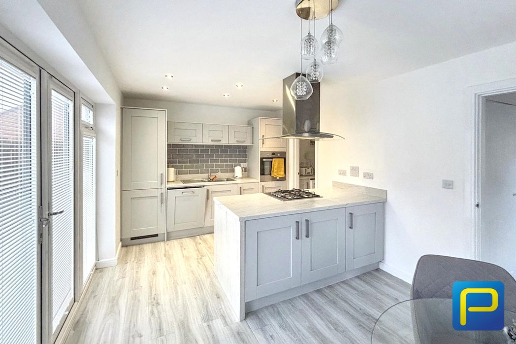 Property image 7 of 23
