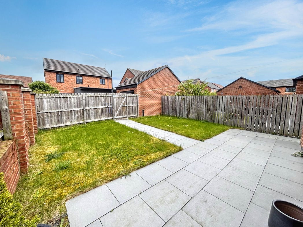 Property image 2 of 23