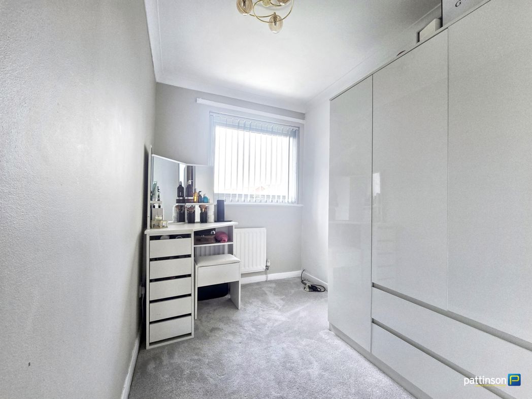 Property image 15 of 28