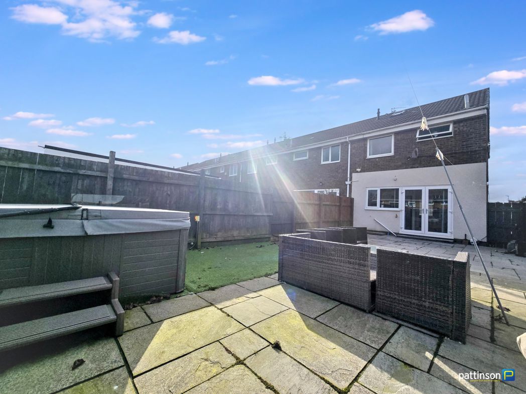 Property image 24 of 28