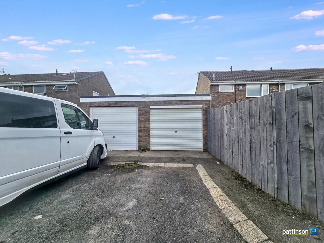 Property image 27 of 28