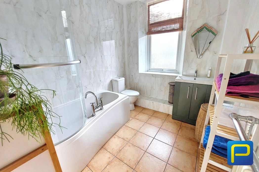 Property image 13 of 29