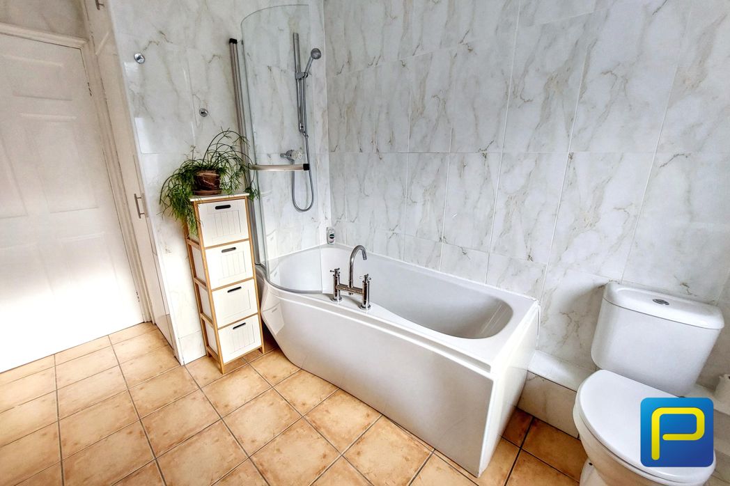 Property image 12 of 29