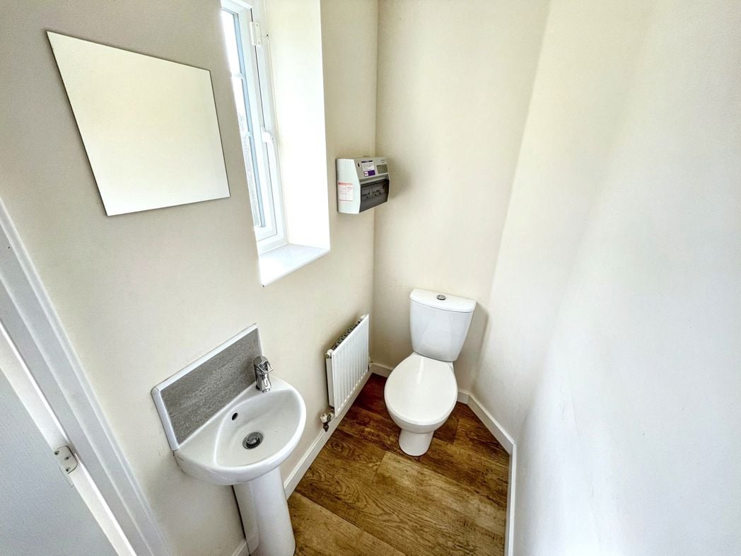 Property image 5 of 13