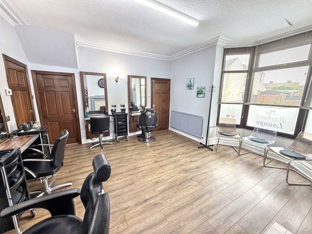 Property image 3 of 33