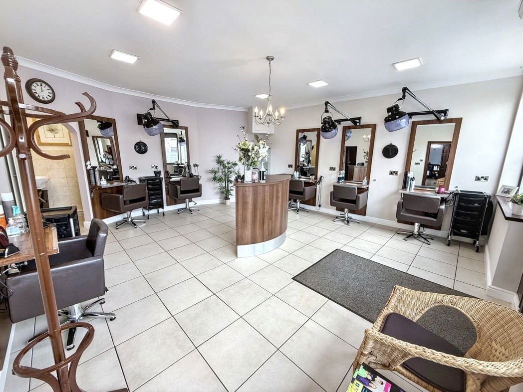 Property image 24 of 33