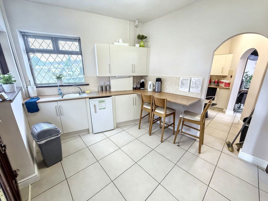 Property image 29 of 33