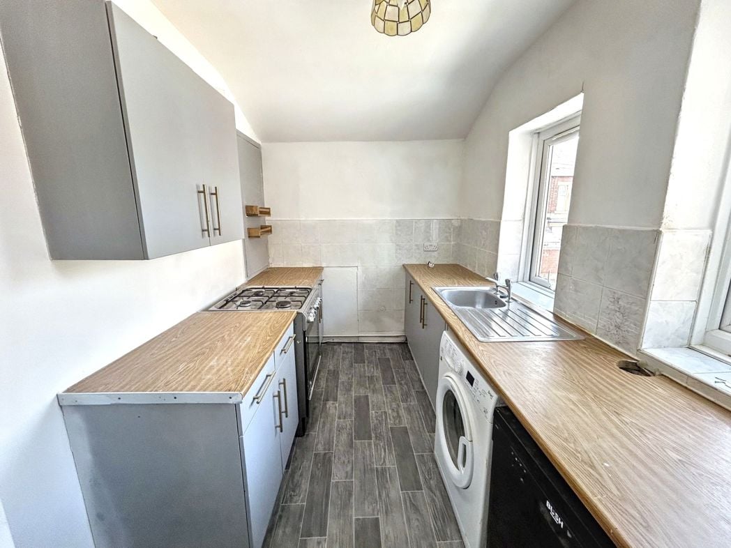 Property image 5 of 13