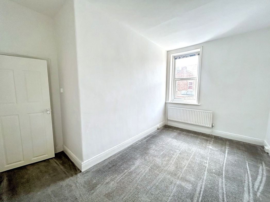 Property image 8 of 13