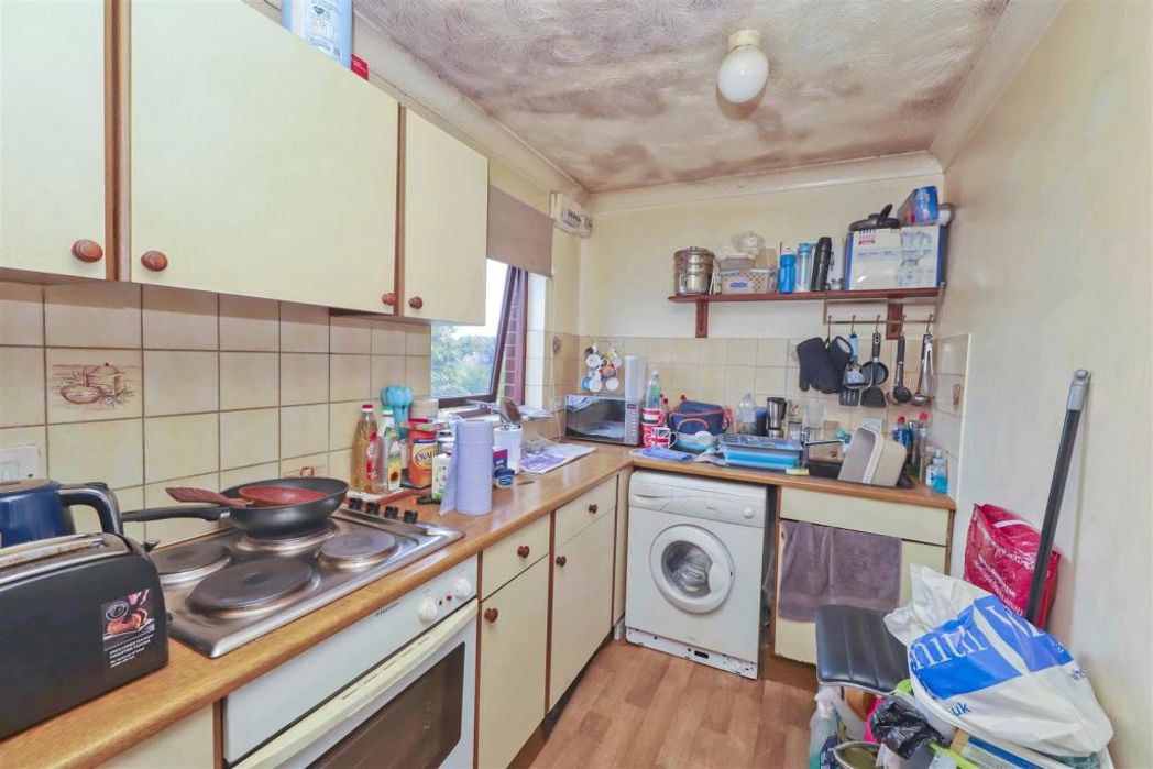Property image 4 of 7