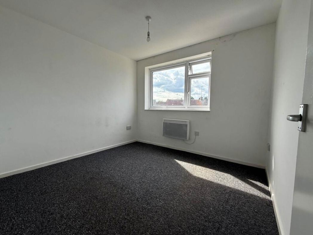 Property image 6 of 7