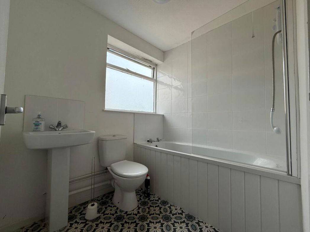 Property image 7 of 7
