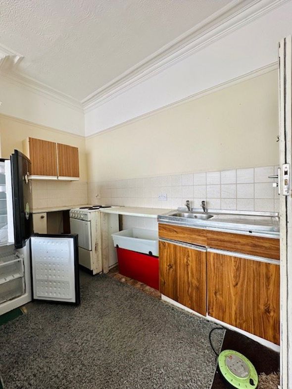 Property image 6 of 47