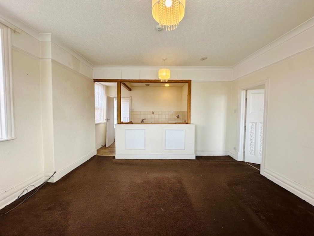 Property image 10 of 47