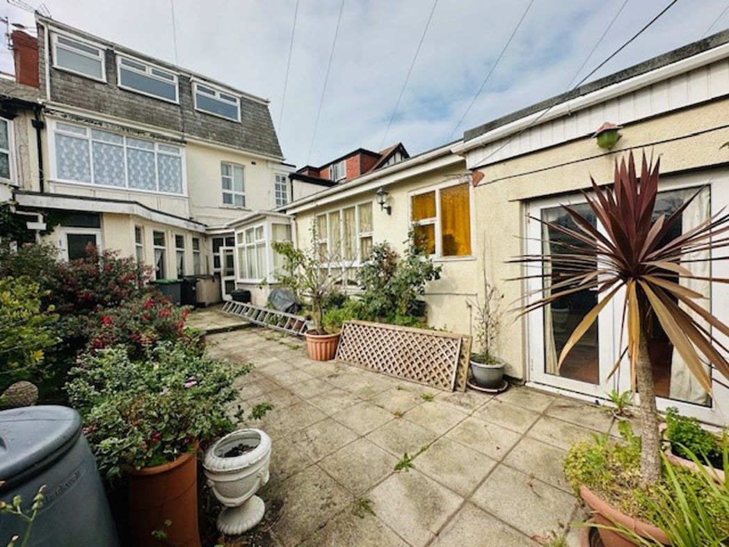 Property image 26 of 47