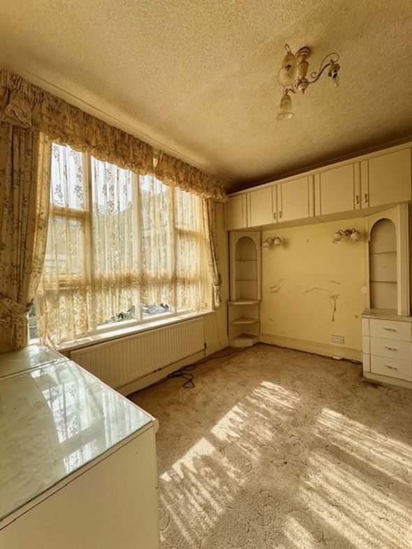 Property image 39 of 47